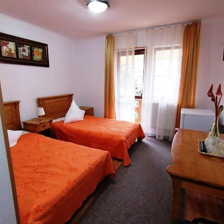 Casa Magica بوستين المظهر الخارجي الصورة